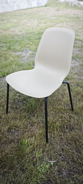 Zestaw krzeseł LEIFARNE 4szt.