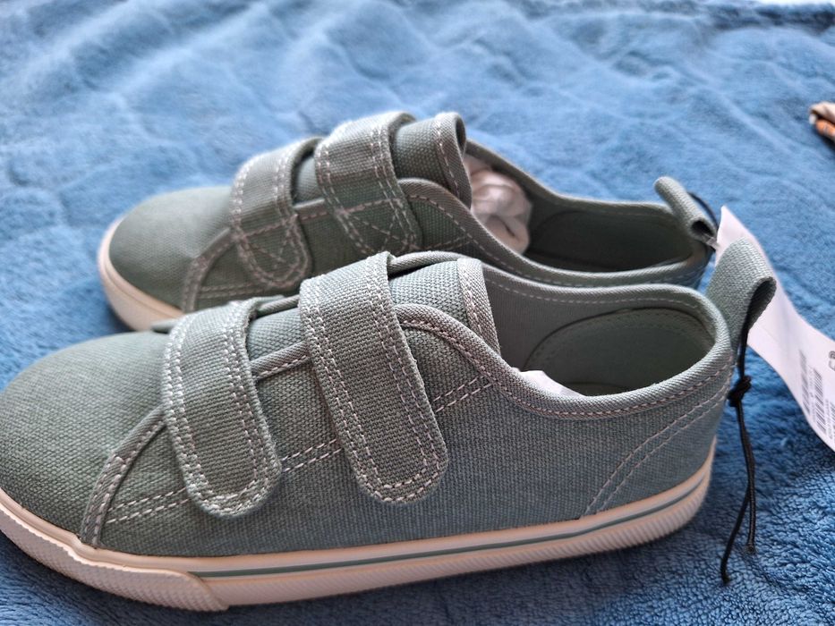 Buty sportowe, trampki płóciennie H&M nowe r.30
