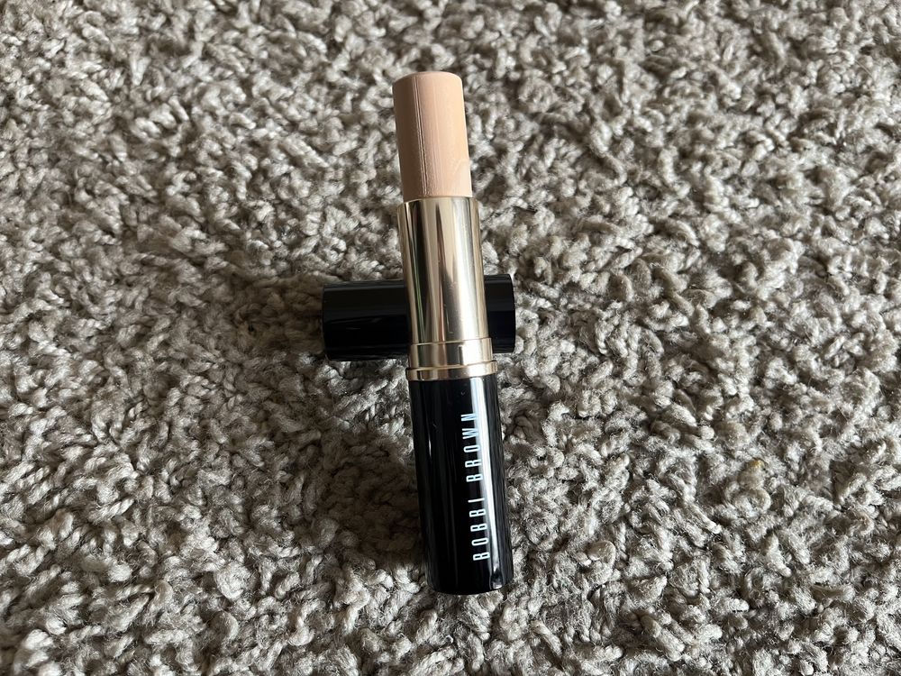 Bobbi Brown 0.75 Ivory podkład w sztyfcie sticku kremie Skin Foundatio