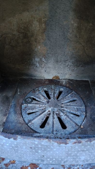 Kominek wolnostojący kaflowy