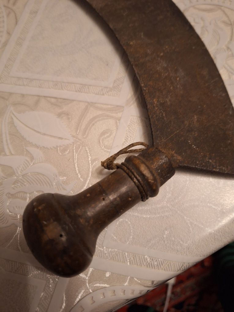 Німецький ніж з ручками.
