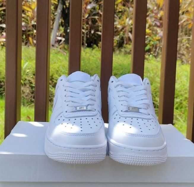 Buty Trampki NikeAir_Force_1_Low_07_White R.38.5
