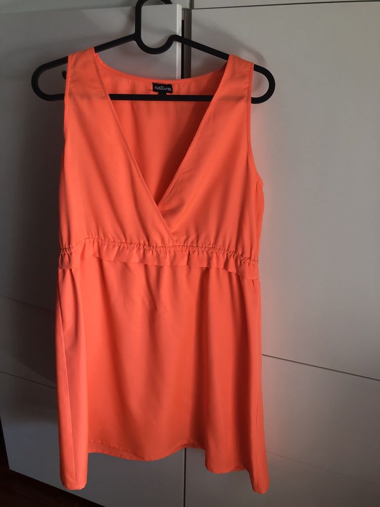 Vestidos - L (branco e laranja) - só os 2 primeiros disponíveis