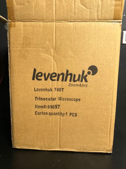 Mikroskop Levenhuk 740T
