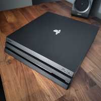 PS4 Pro 1TB + 2 comandos + base carregamento