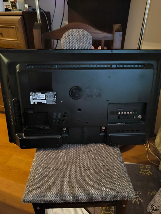 Телевізор LG 32LN5400