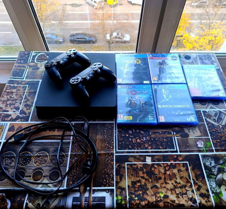 Продам Sony PlayStation 4 Slim 500gb
