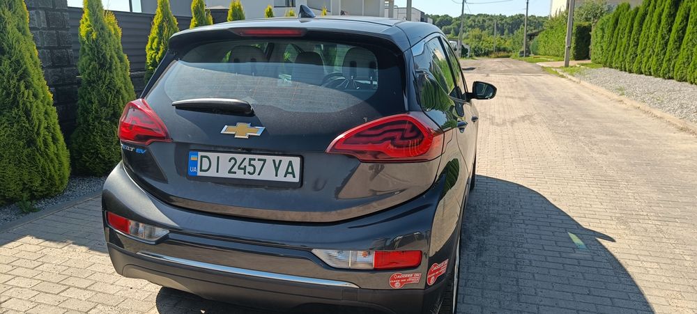 Довгострокова оренда  електромобіля Chevrolet Bolt