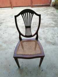 2 Cadeiras de madeira e palhinha