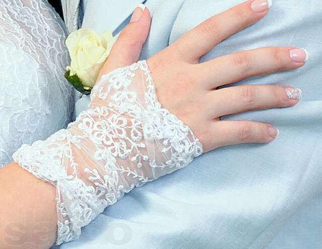 Крутецкие свадебные перчатки