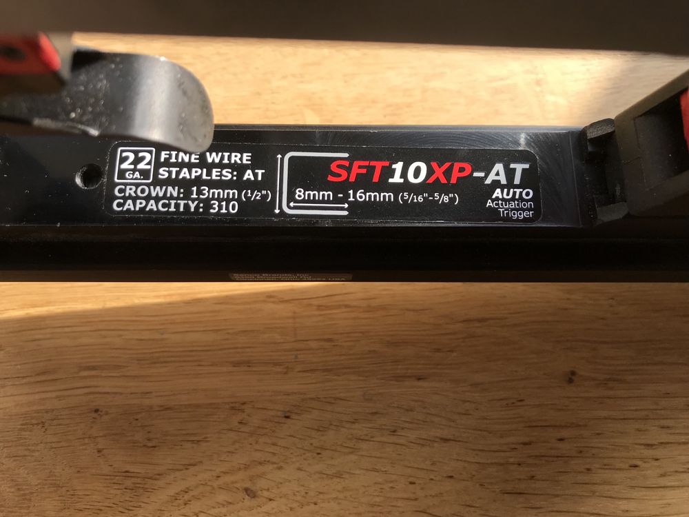 Zszywacz pneumatyczny SENCO SFT10XP-A zszywka długości 8mm-16mm