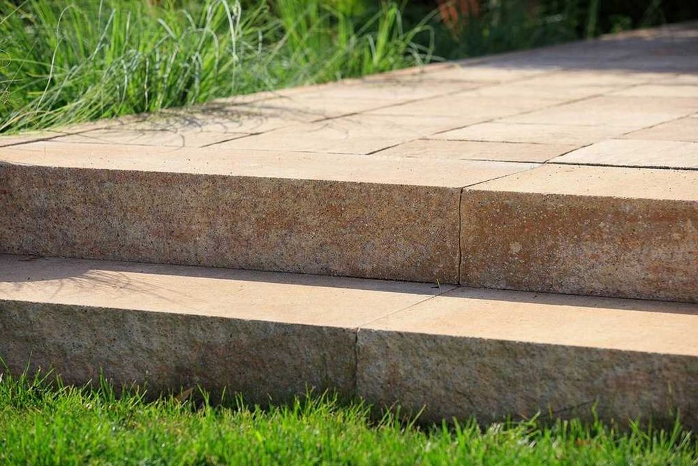 Stopień schody blok schodowy łupany split GRANDO 15x37x100 latte Polbr