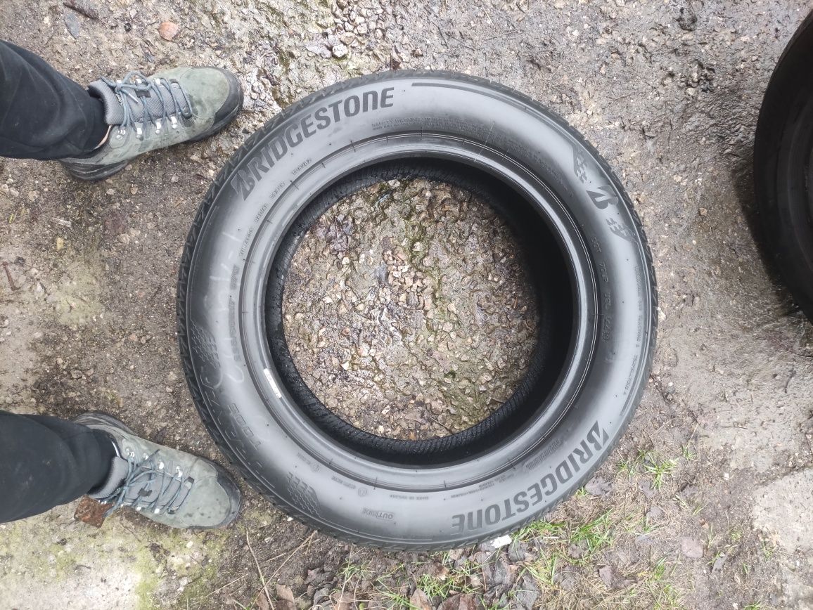 225/55/17 Bridgestone komplet opon letnich 2019r