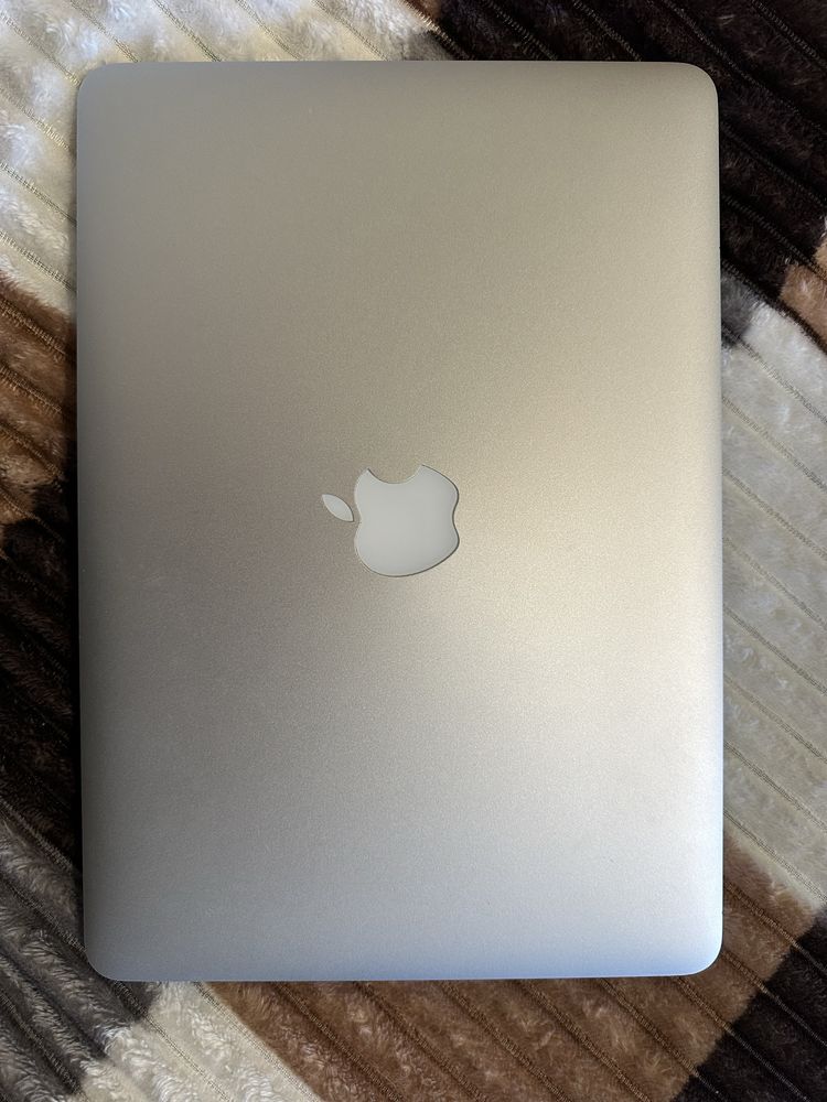 MacBook Pro 13 2015року