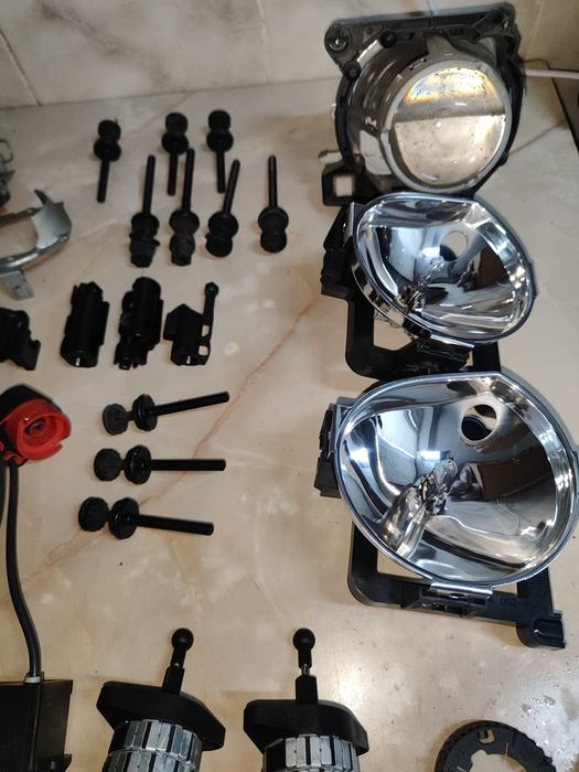 Фари Мазда 6 GG в розборі є все