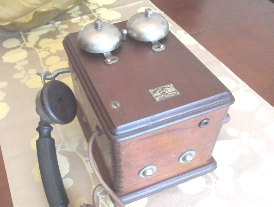 Telefone antigo 1915