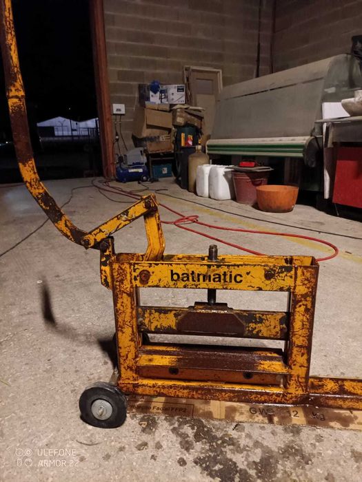 Máquina de cortar pavê