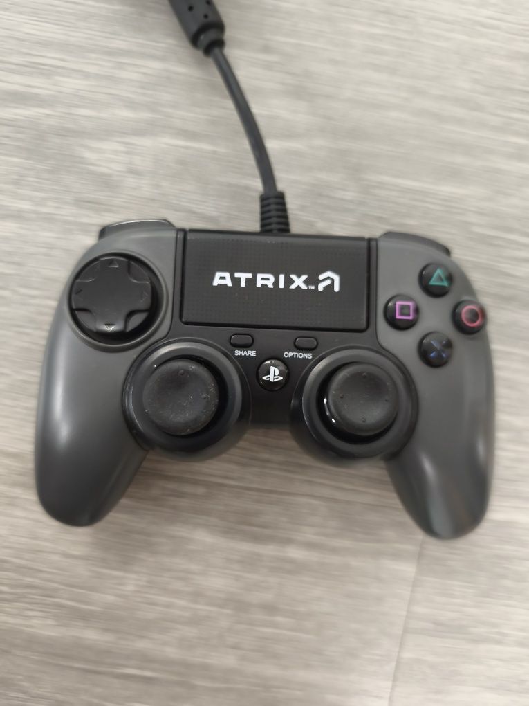 PlayStation 4 com FC25