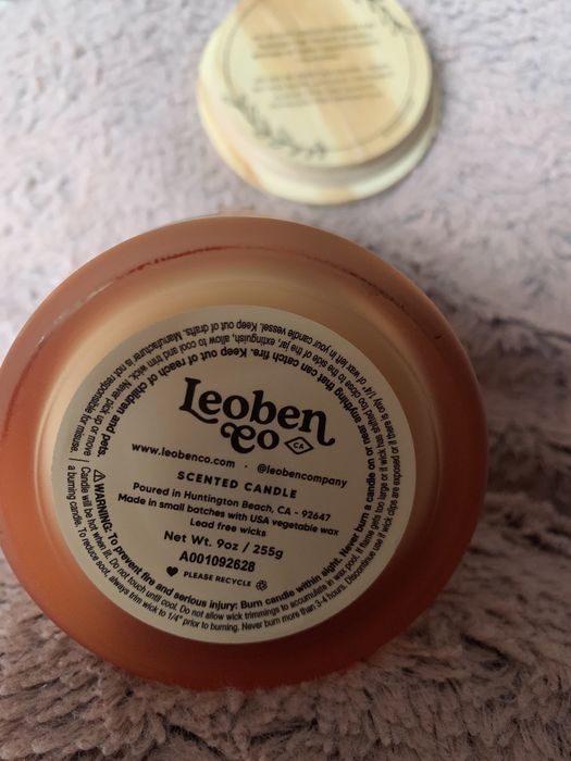Leoben nowa świeca sojowa 255 g cytrus Hawaje Kalifornia pomarańcza