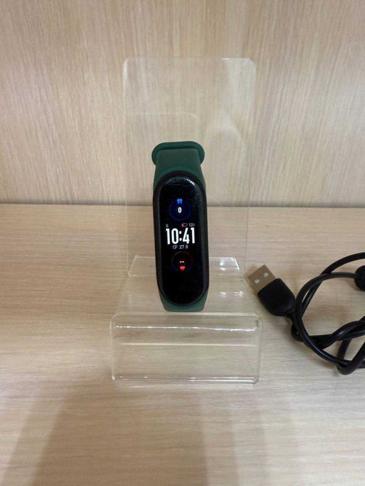 Фітнес браслет Mi