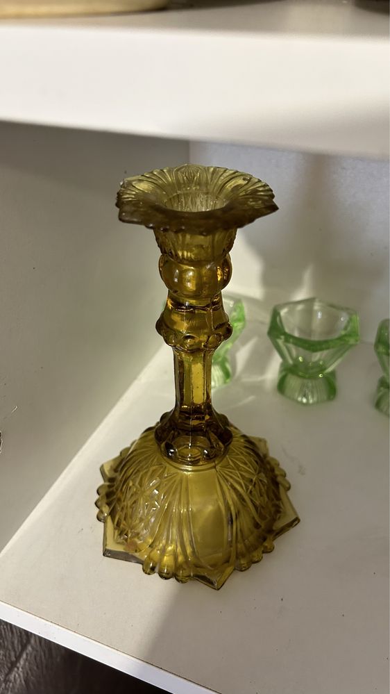 Swiecznik oliwkowy zabkowice stary antyk prl stare szkło kolekcja