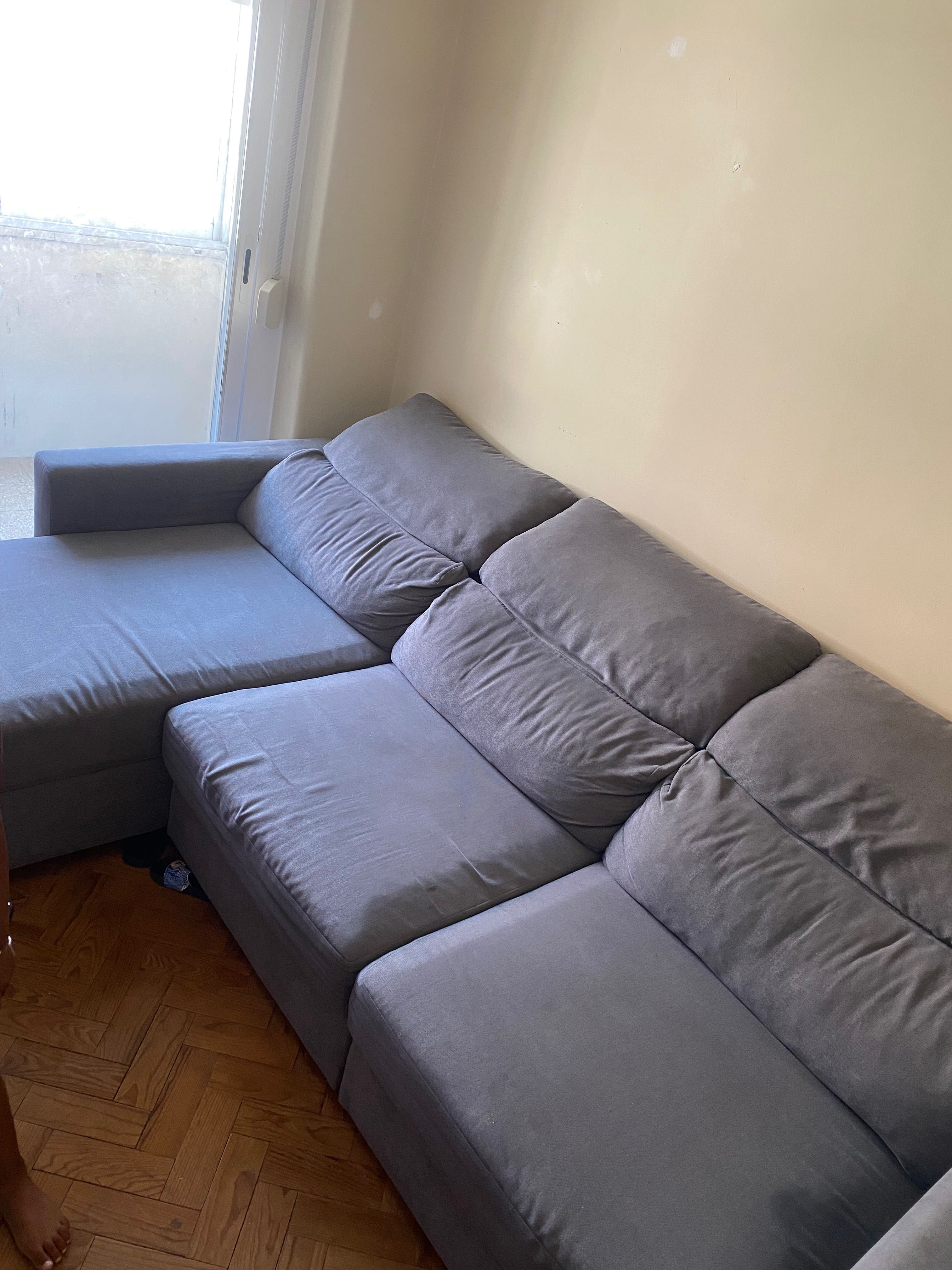 Sofá usado 1 ano e meio
