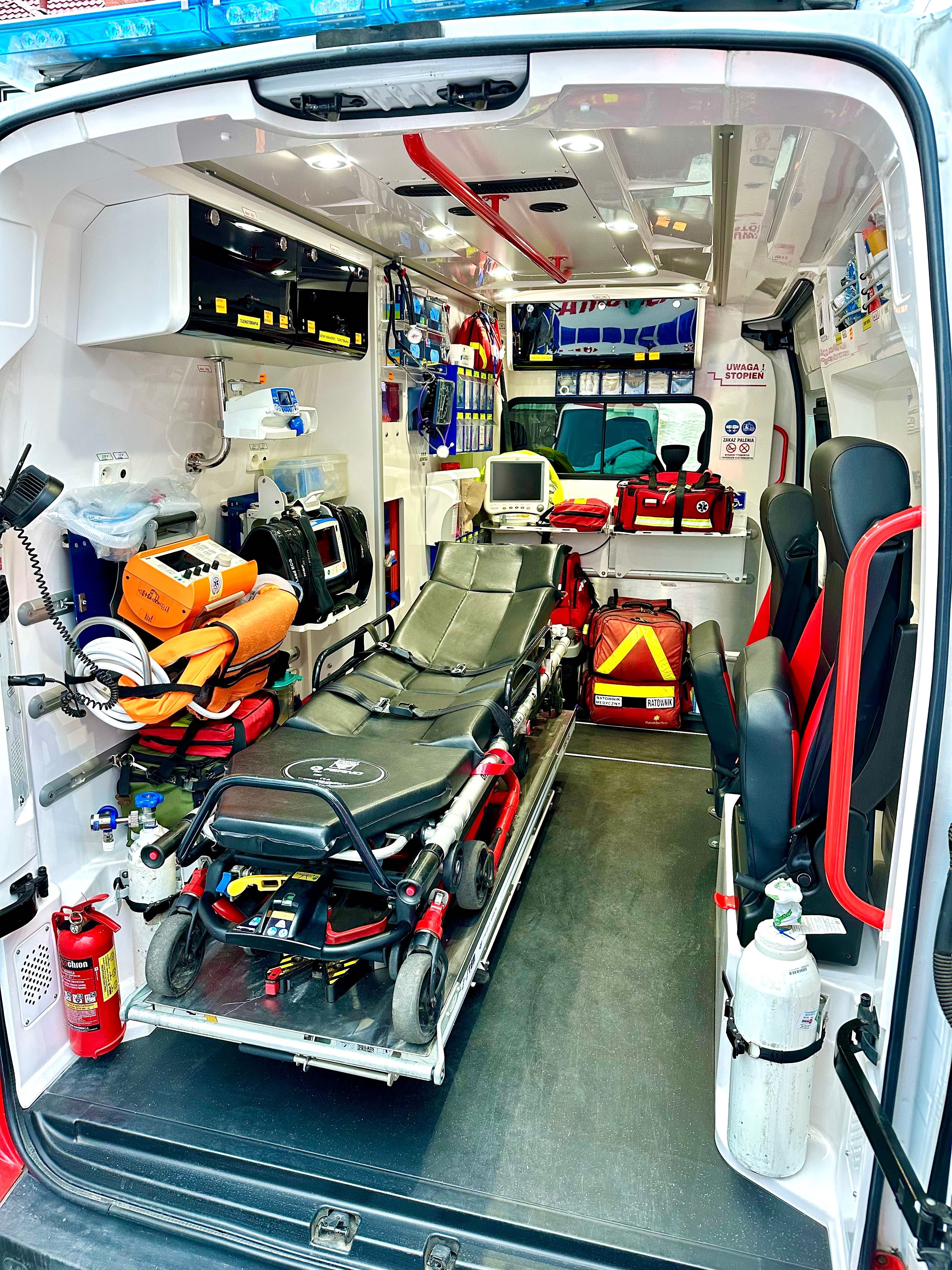 Transport medyczny Transport sanitarny