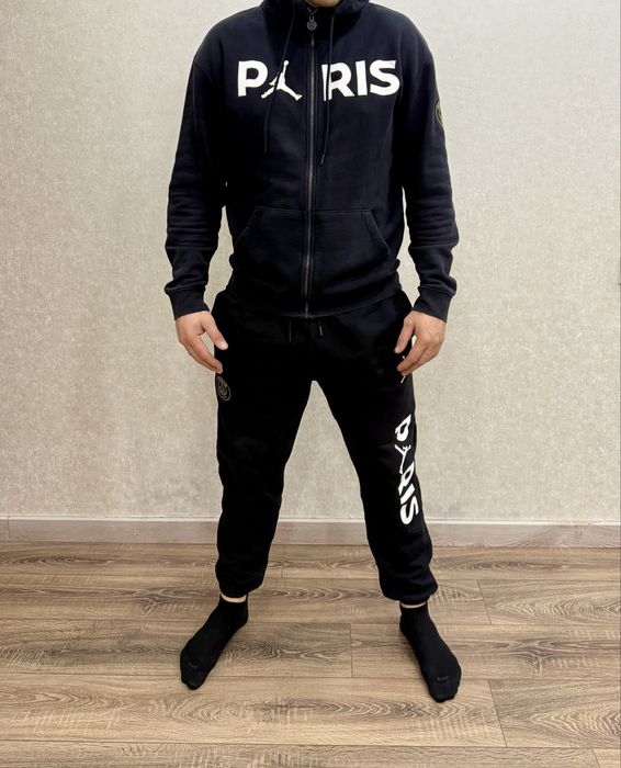ОРИГІНАЛ Чоловічий костюм Jordan paris saint-germain