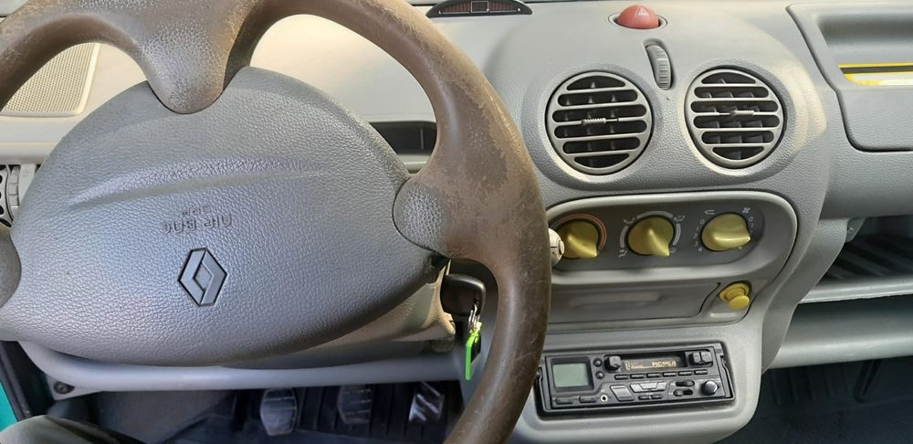 Renault Twingo I, rok 2000, 1,2, 40KW- uszkodzony