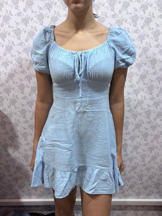 Бірюзове плаття
Довжина від плеча до низу 82
ПОГ (півобхват грудей) 34