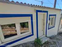 Moradia em banda T2+1, arquitetura tradicional com terraço - Quinta...