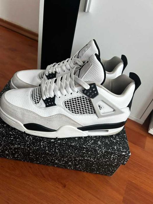 "Buty koszykówki "Air_Jordan_4_retro_military_black_Roz.39