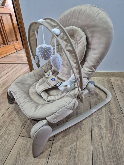 Chicco Hoopla - leżaczek, bujaczek dla dzieci do 18 kg | Beige