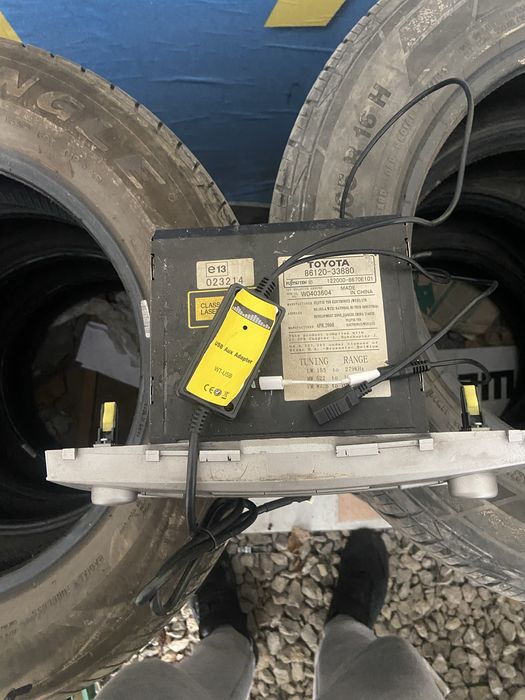 Штатна магнітола Camry 40 без дефектів