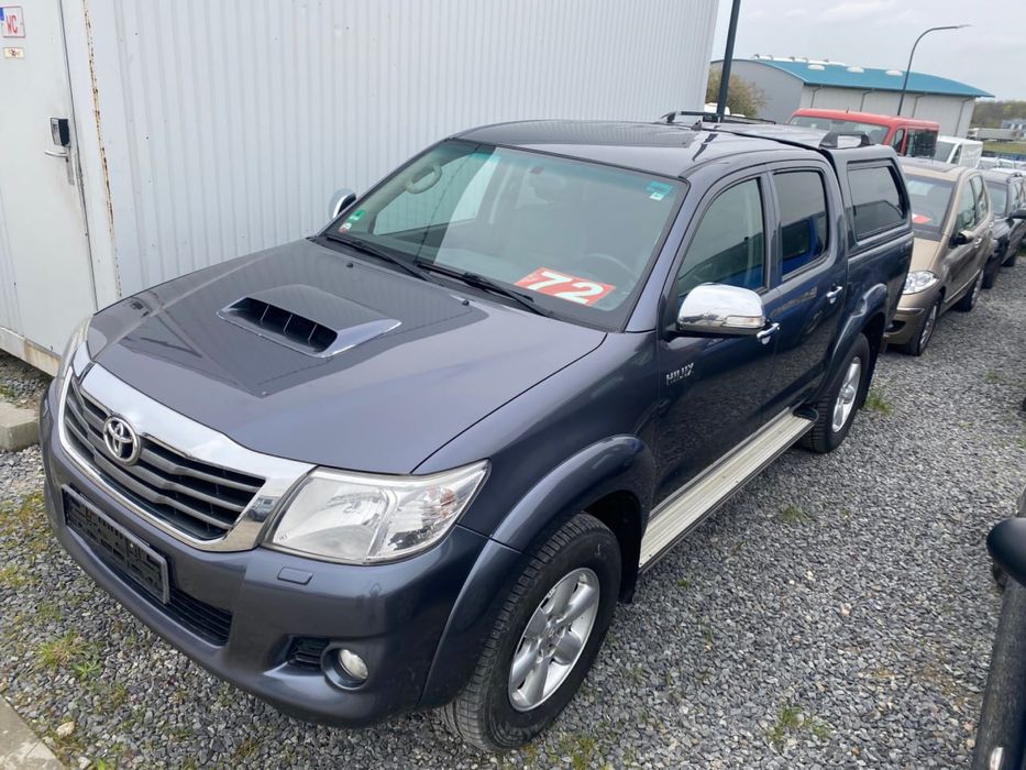 Toyota Hilux Double Cab Life 4x4