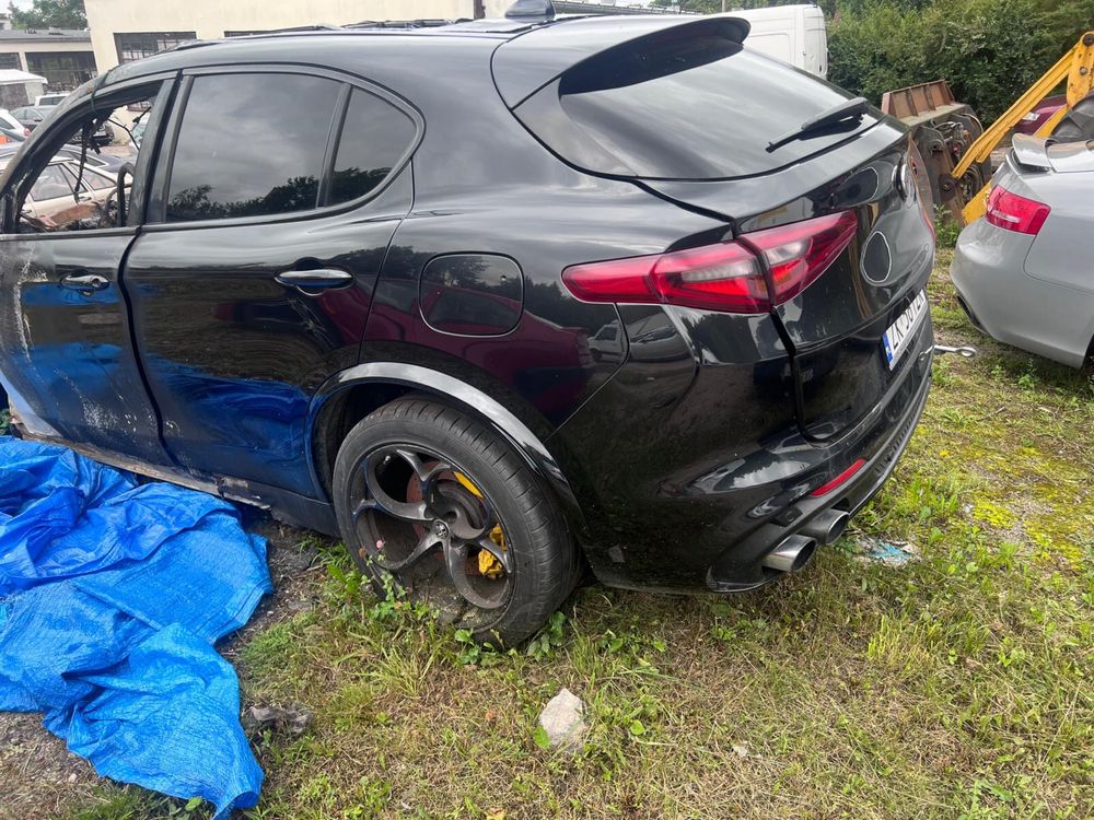 Alfa Romeo Stelvio 2.9 V6 bi-turbo quadrifoglio