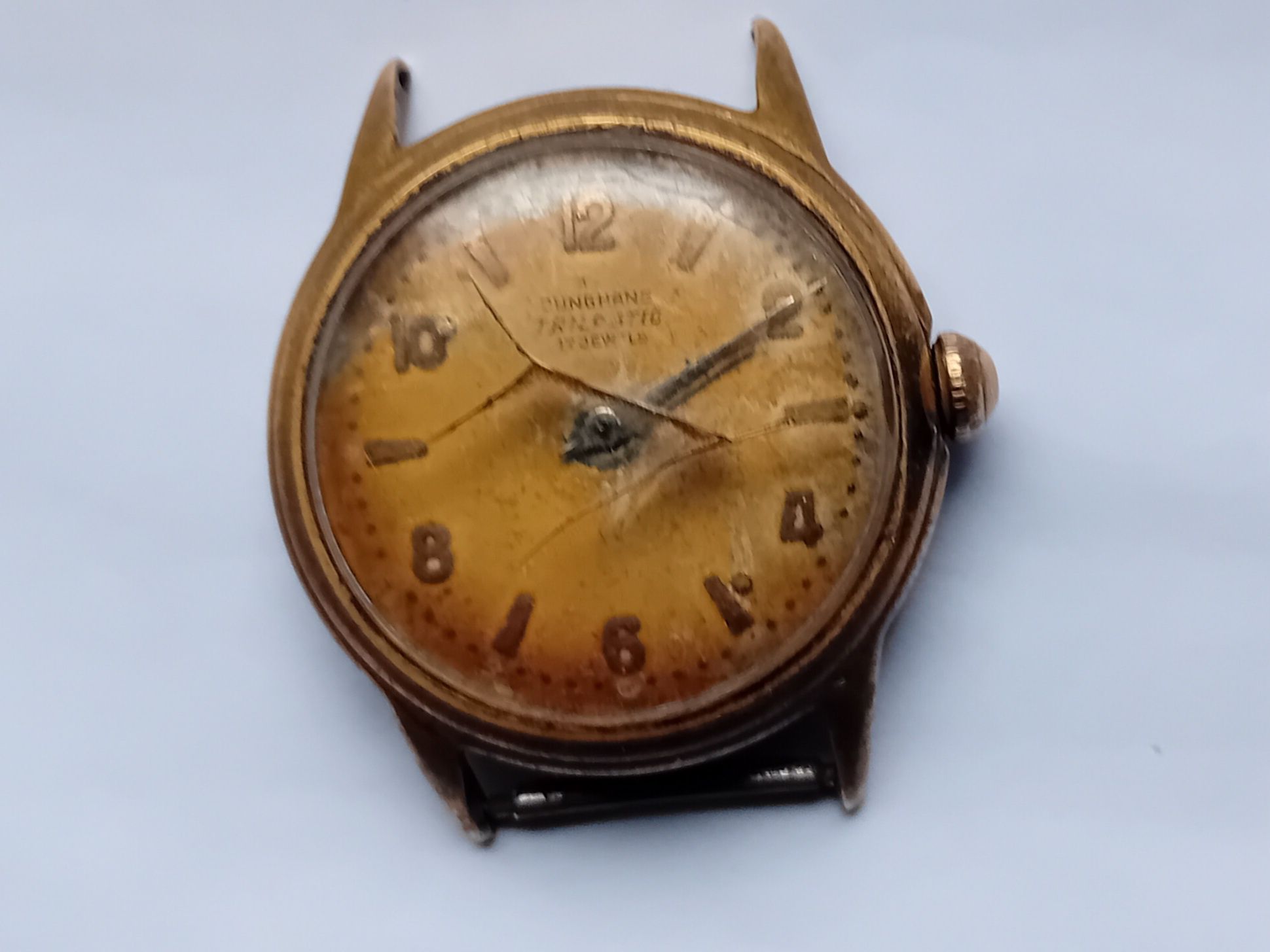 Zegarek antyczny Junghans Trilastic 17