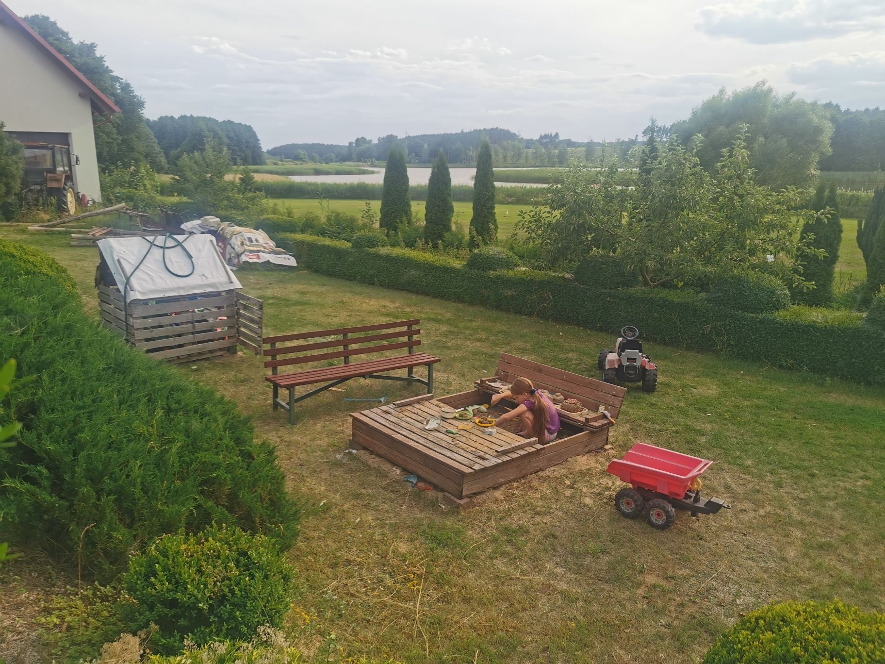 Domek letniskowy nad jeziorem