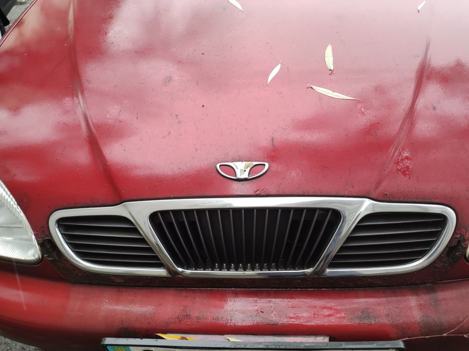 DAEWOO Ланос, червоний