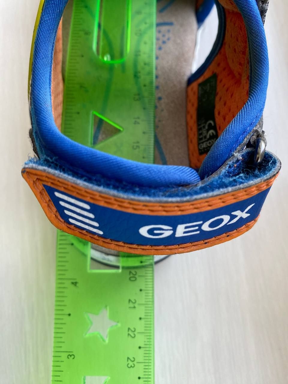 Дитячі босоніжки Geox, розмір 29