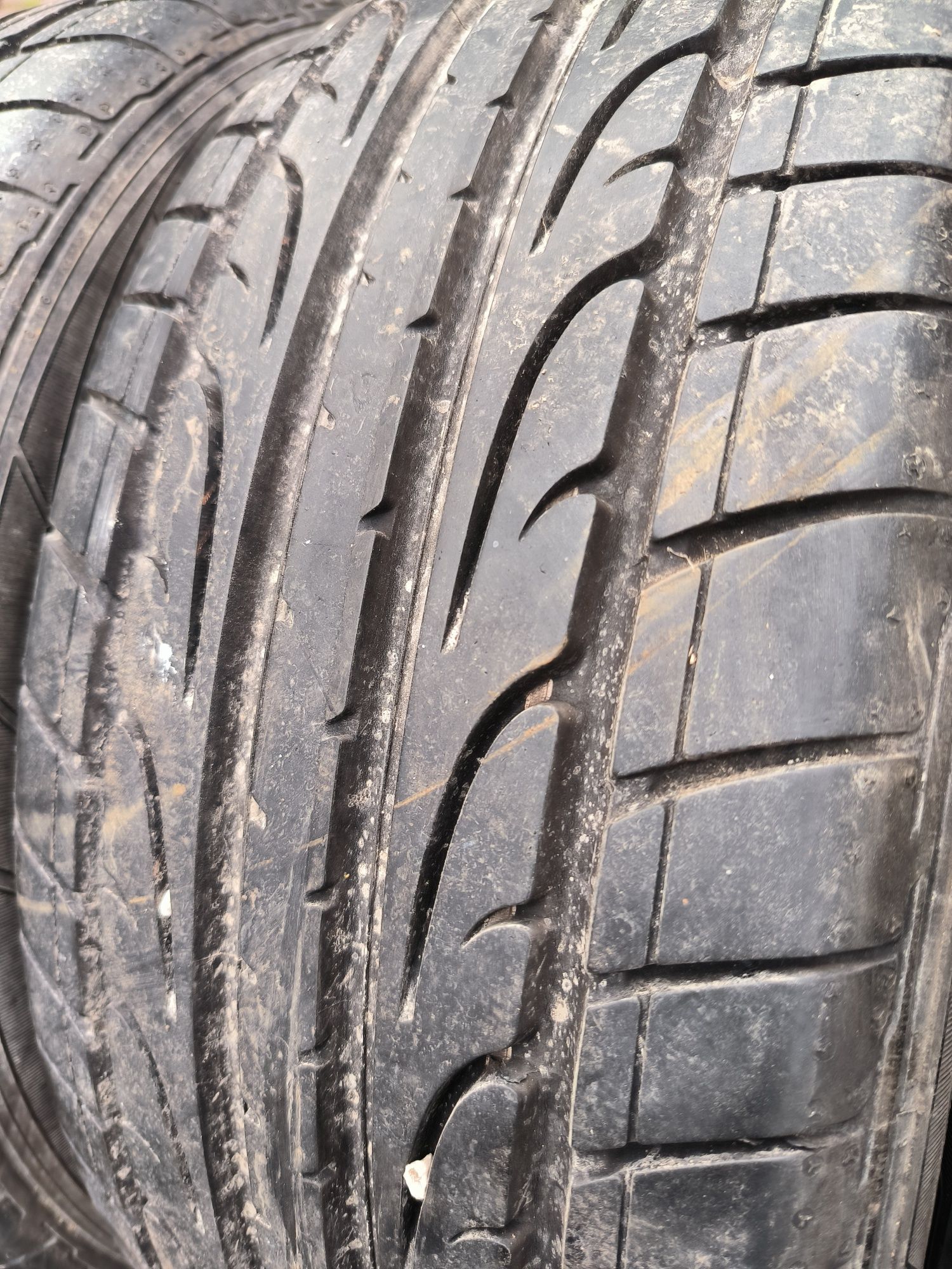 Opony letnie 16 Dunlop 215/45 16