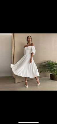Sukienka midi biała