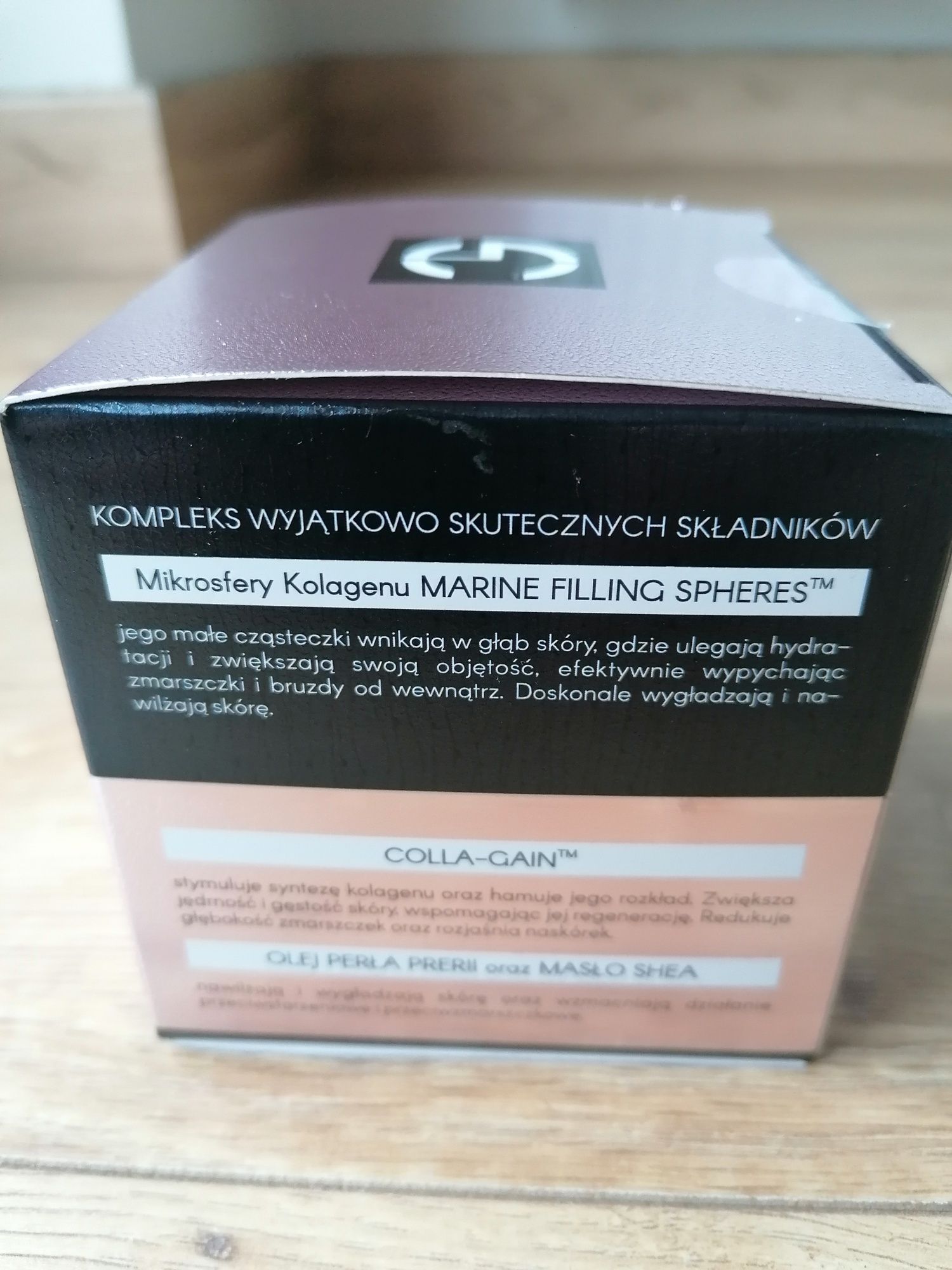 Krem na noc 40+ ujędrniająco-regenujący dla kobiet