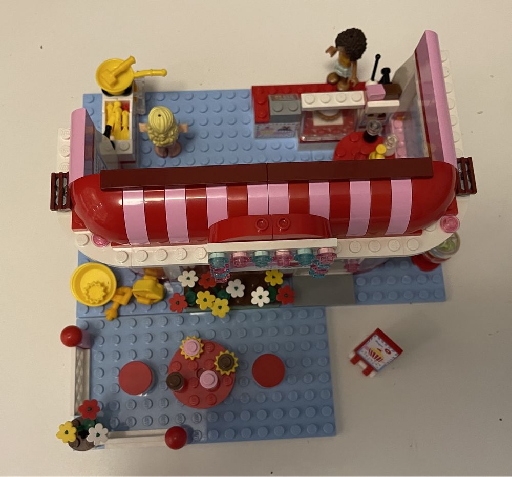 LEGO Friends 3061 Kawiarnia w parku zestaw kompletny