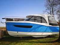 Janmor 700 houseboat  yamaha 40hp