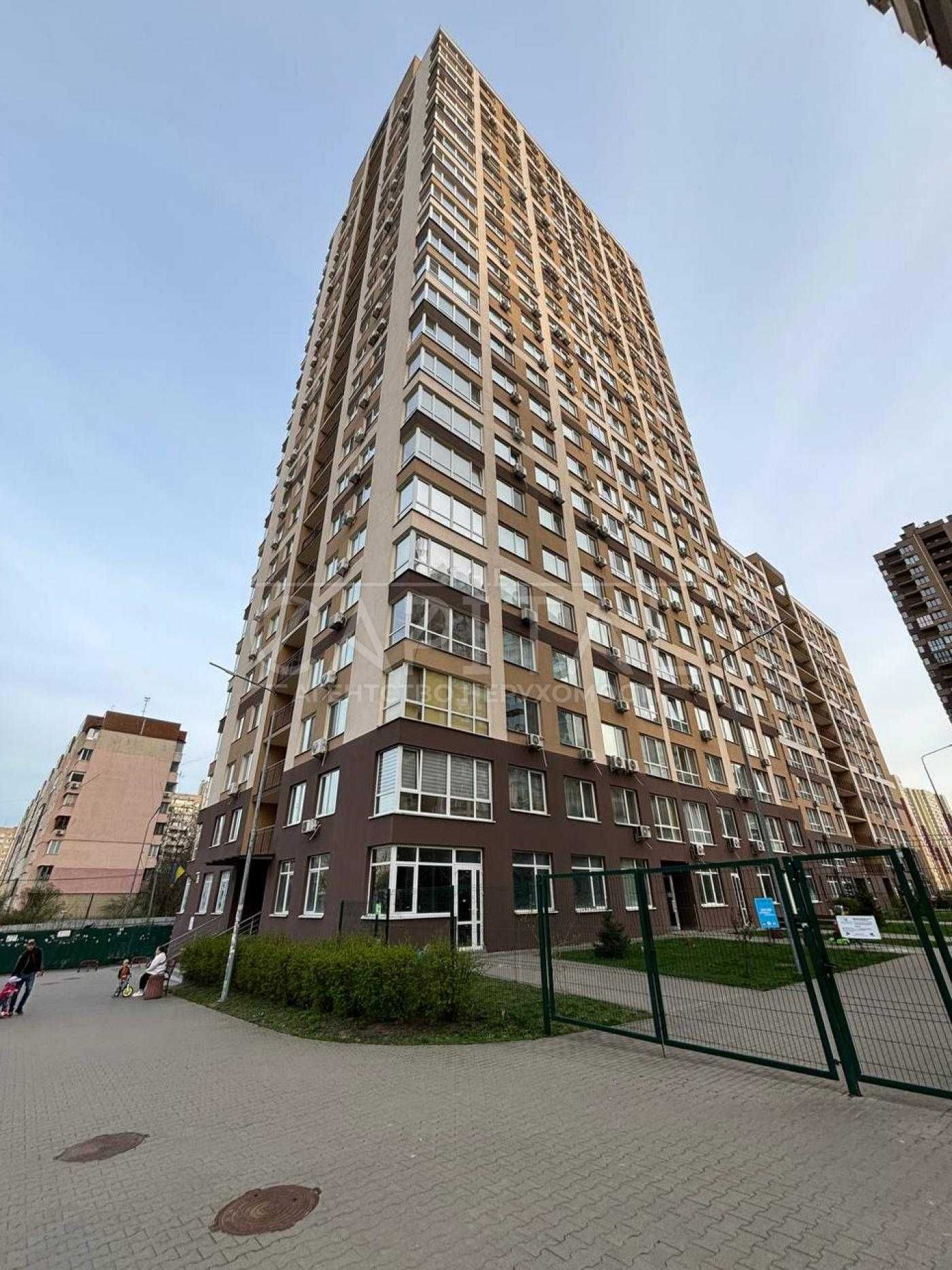 Продаж приміщення 108м2  пр-т Правды, Киев ЖК Варшавский - ФАСАД