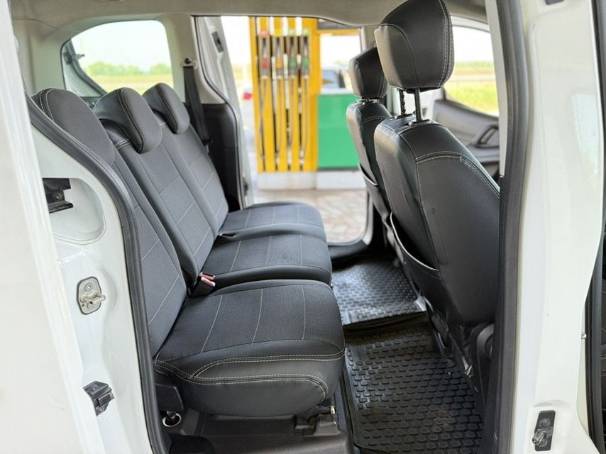 Продам Peugeot Partner Tepee 1.6HDi MT Официал 2016