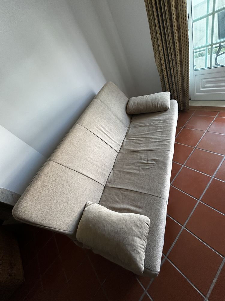 Sofá cama pouco usado