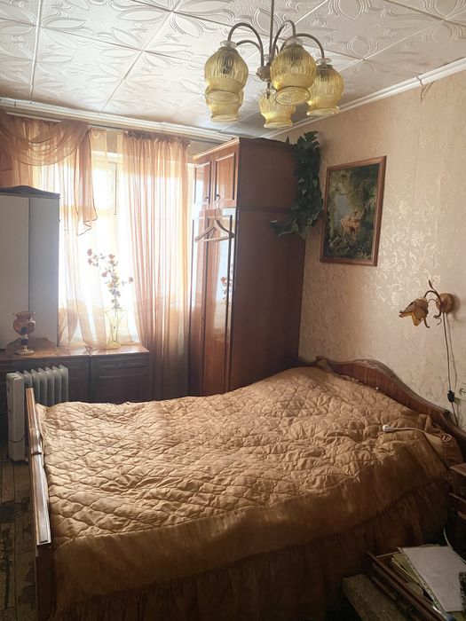 Продам 3-х в р-не поликлиники