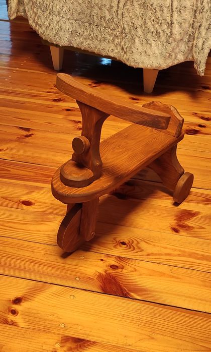 Drewniany, nowy rowerek- rekwizyt do sesji foto